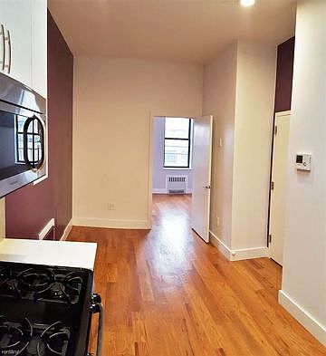 3rd image of 1250 De Kalb Ave #2R