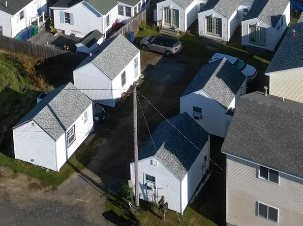 8 Page Lane, Hampton, NH 03842