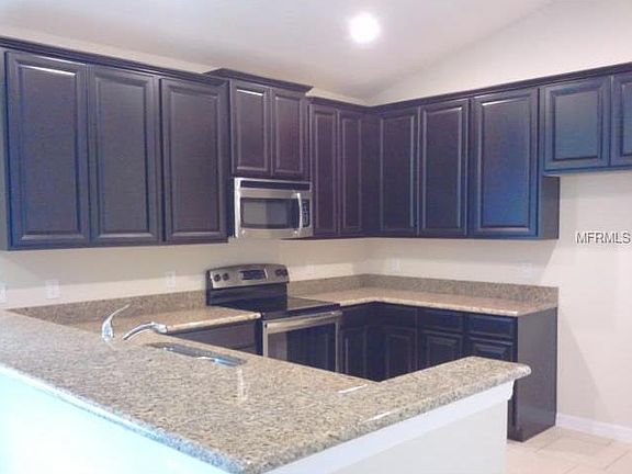 3rd image of 34405 Alameda Dr