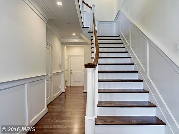 3rd image of 5238 Strathmore Ave