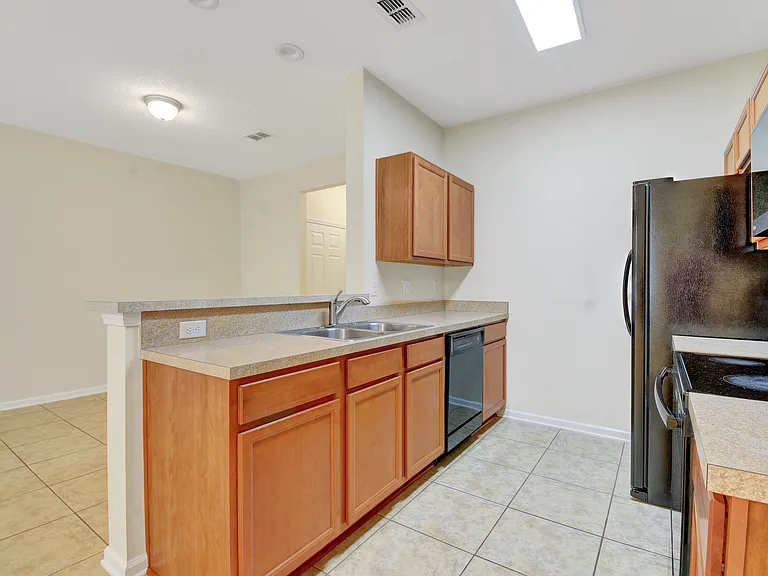 262 Moultrie Village Ln — Photo 31
