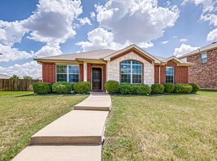 425 Sandy Ln, Royse City, TX 75189