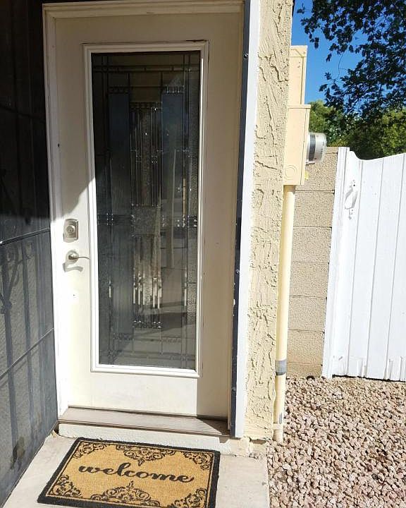 1st image of 1520 E El Parque Dr