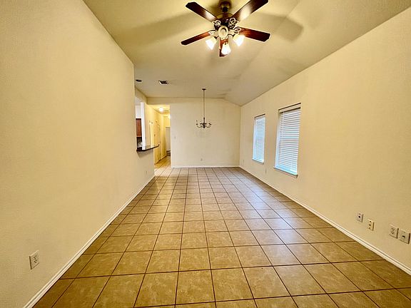 3rd image of 850 Mirabell Ct #850