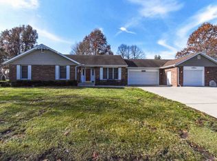 2518 Willowood Dr, Lafayette, IN 47905