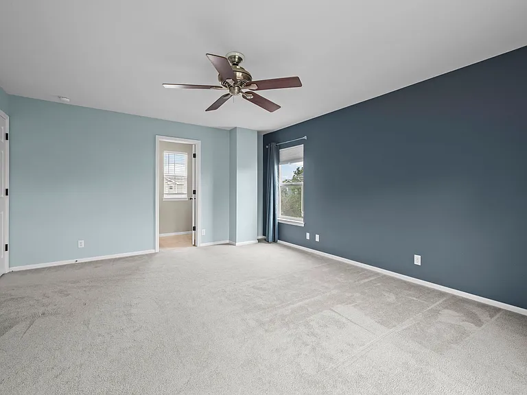 13849 Locust St — Photo 10