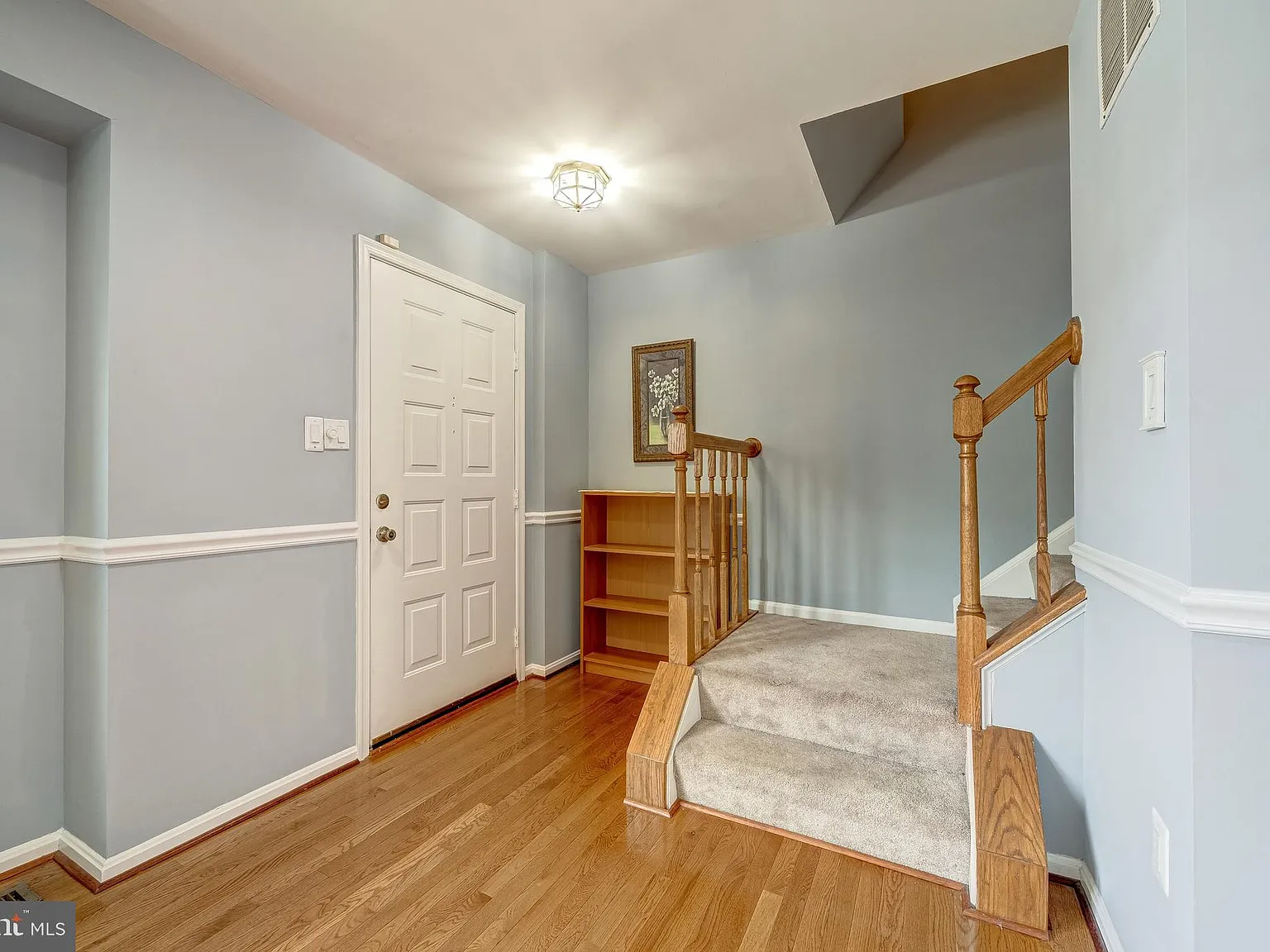 3 bed, 2.5 bath, 1432 sqft, $2,550 — Photo 3