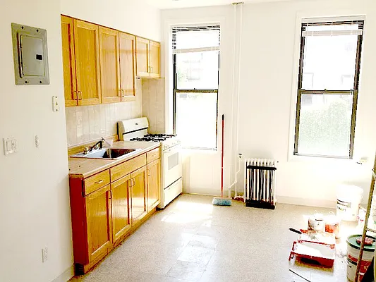 Rented by Everrock Equities | media 43