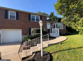 15 Ridgefield Rd, Lutherville Timonium, MD 21093