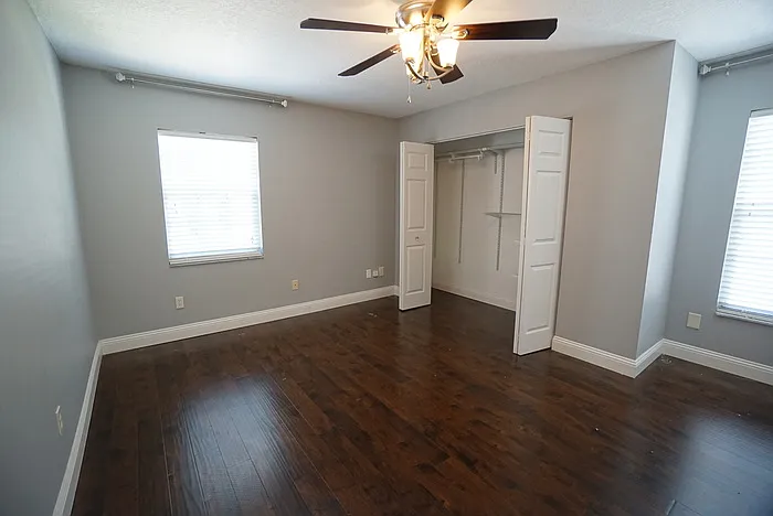 3323 W Swann Ave — Photo 23