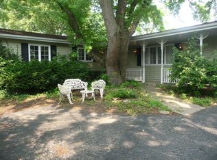 730 N Rohlwing Rd, Addison, IL 60101