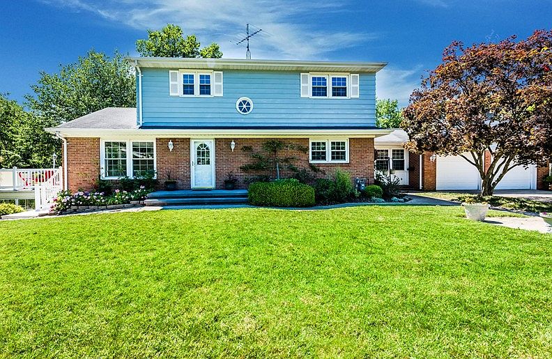 1st image of 3002 Morton Ave