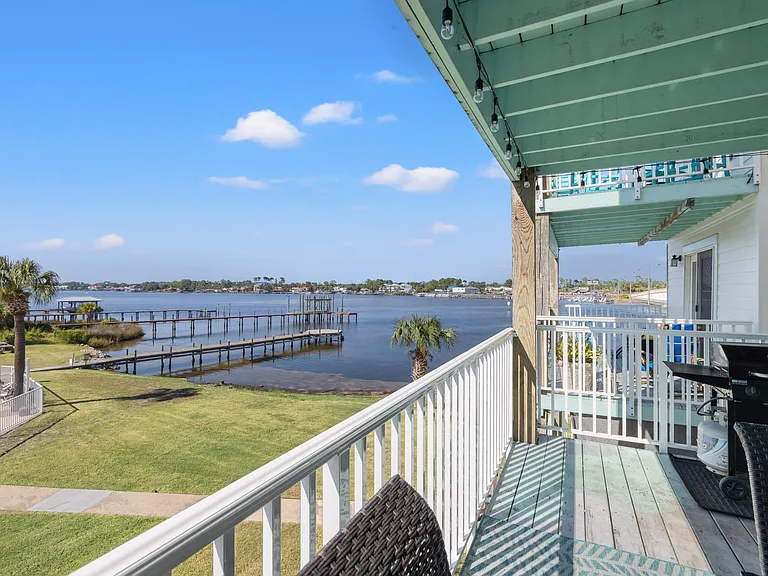 3600 Thomas Dr #D209 — Photo 6