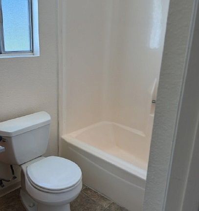 3rd image of 4857 College Ave APT 16