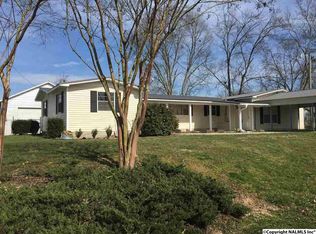 824 Janet St, Albertville, AL 35951