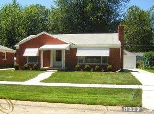 9327 Tecumseh, Redford, MI 48239