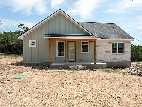 2nd image of 23 E River Oaks Ln