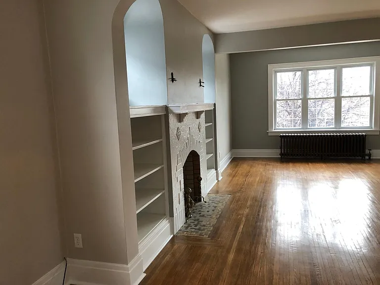 26 Rand Ave #2 — Photo 6