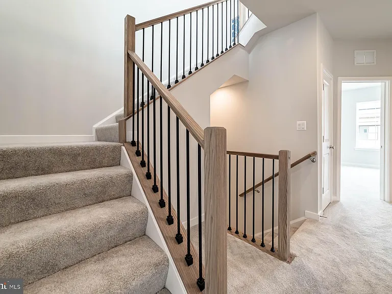6227 Almerico Pl — Photo 61
