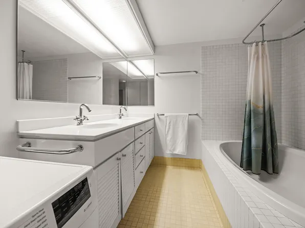 54 Sterling Place image 15 of 18