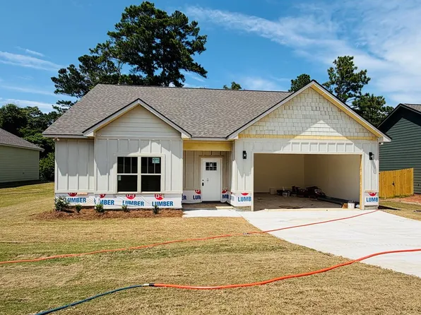 1352 Lee Road 219, Phenix City, AL 36870