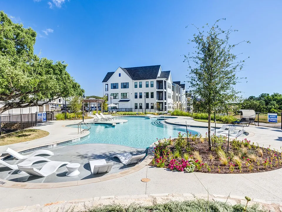 Water's Edge Townhomes