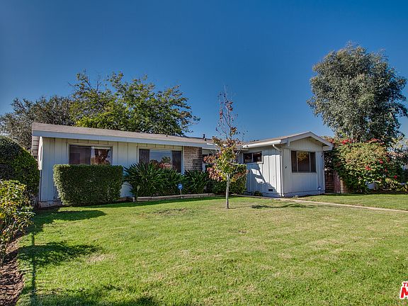 2nd image of 9947 Woodley Ave