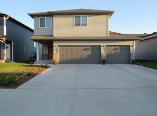 6078 57th Ave S, Fargo, ND 58104