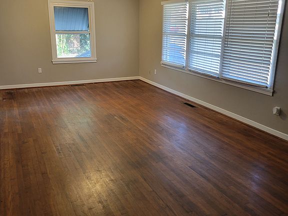 2nd image of 245 Willow Run