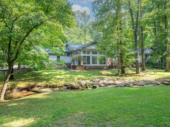 120 Waterloo Cir, Greer, SC 29650