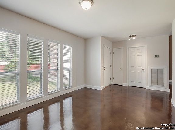 2nd image of 10539 Big Mesa St