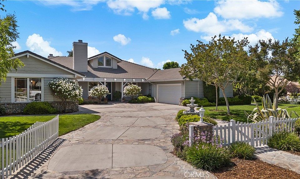 1st image of 24721 Amelia Ln