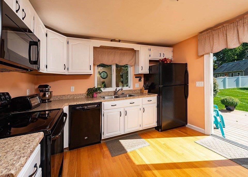 31 Caroline Dr, Taunton, MA 02780 Zillow