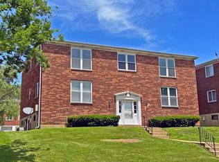 10059 Willdan Dr, Saint Louis, MO 63123