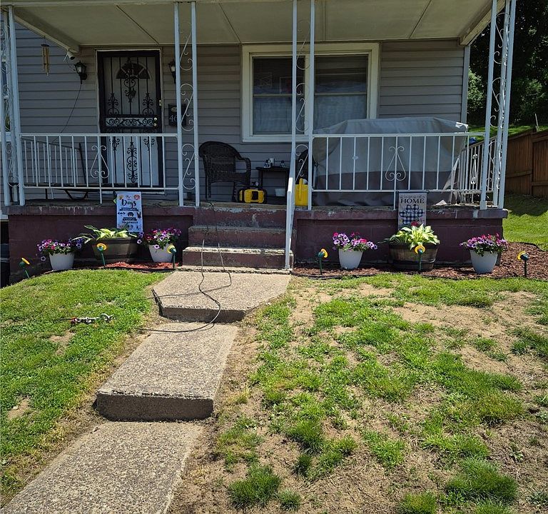 1st image of 464 Greenridge Rd