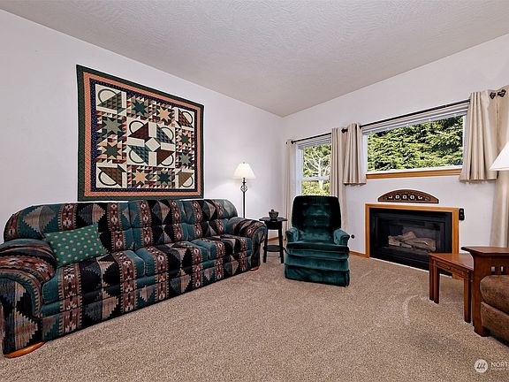 3rd image of 140 A E Beaumont Drive