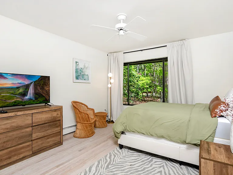24 N Quarter Rd — Photo 13