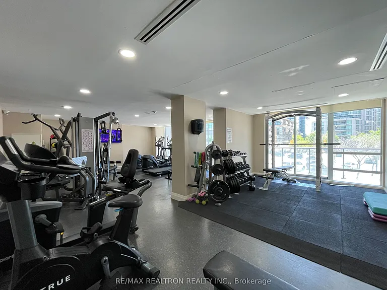 825 Church St #1708 — Photo 11