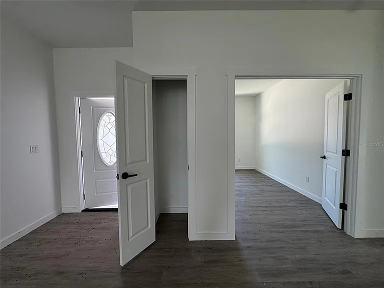 18376 Toronto Ave — Photo 6