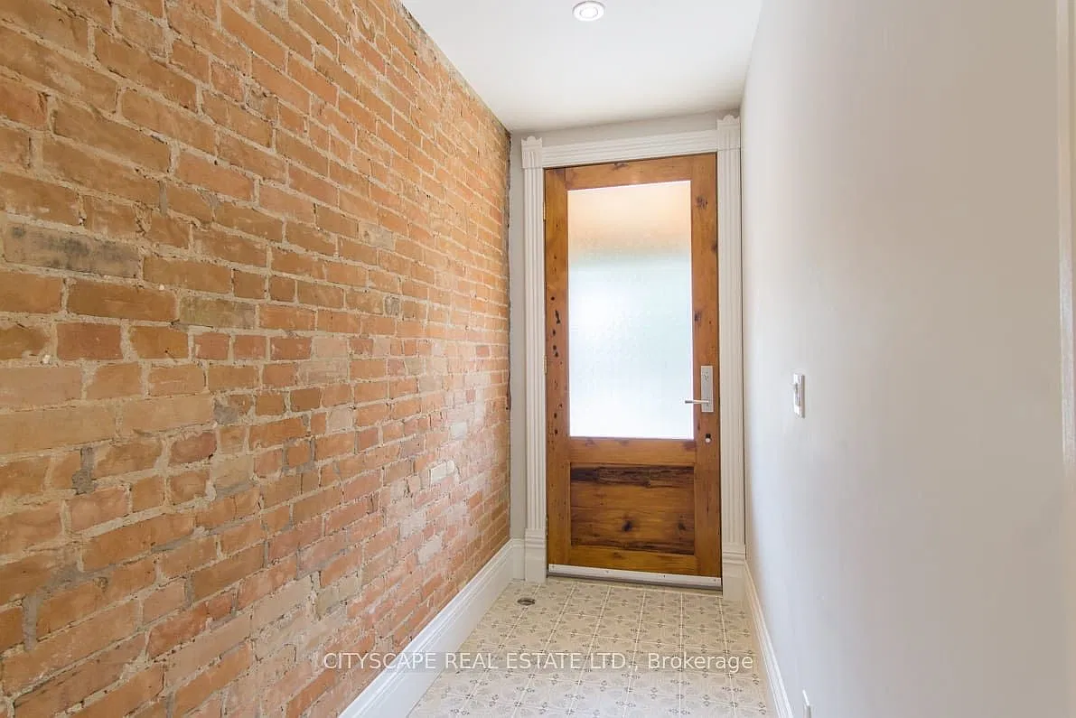 2 bed, $3,300 — Photo 4