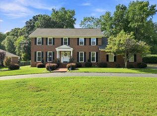 410 Thornhill Dr, Spartanburg, SC 29301