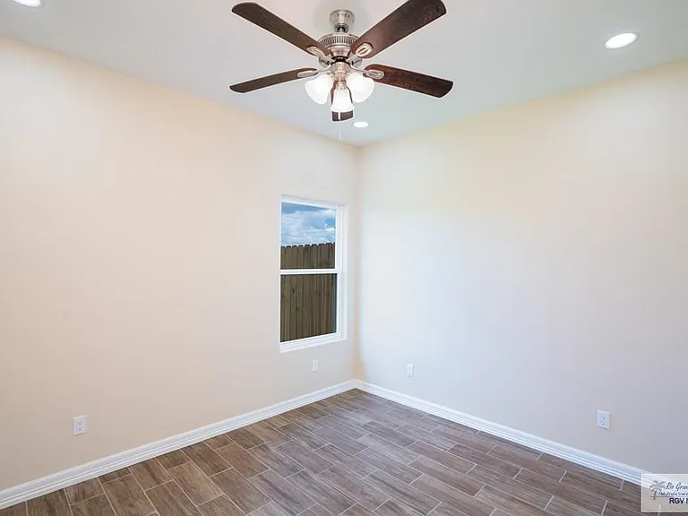 1010 Escondido Ln E #A — Photo 11