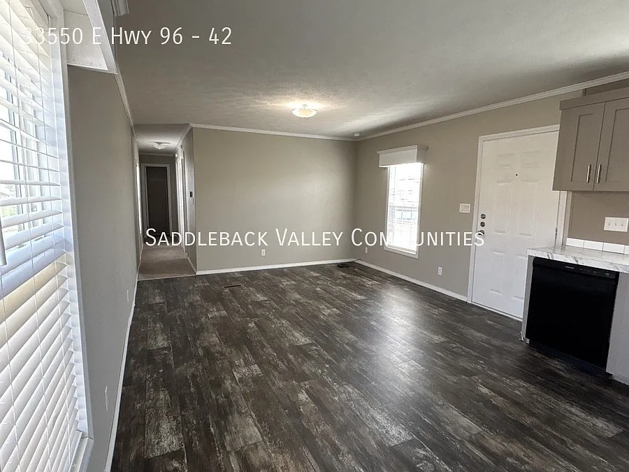 3 Bedroom 2 bath Modern Manufactured Home — Photo 3
