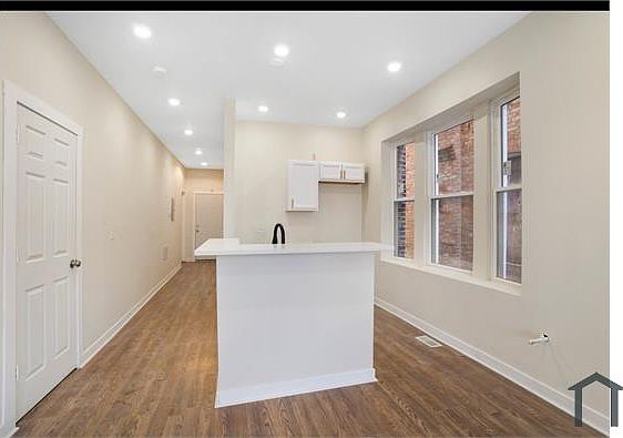 3rd image of 6709 S Carpenter St #2F