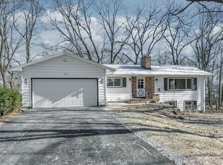 2113 Westchester Rd, Fitchburg, WI 53711