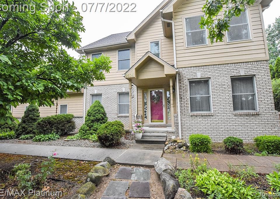 1st image of 2606 Briar Cliff Dr