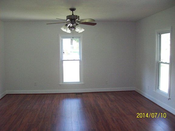 4th image of 107 N Johnston St