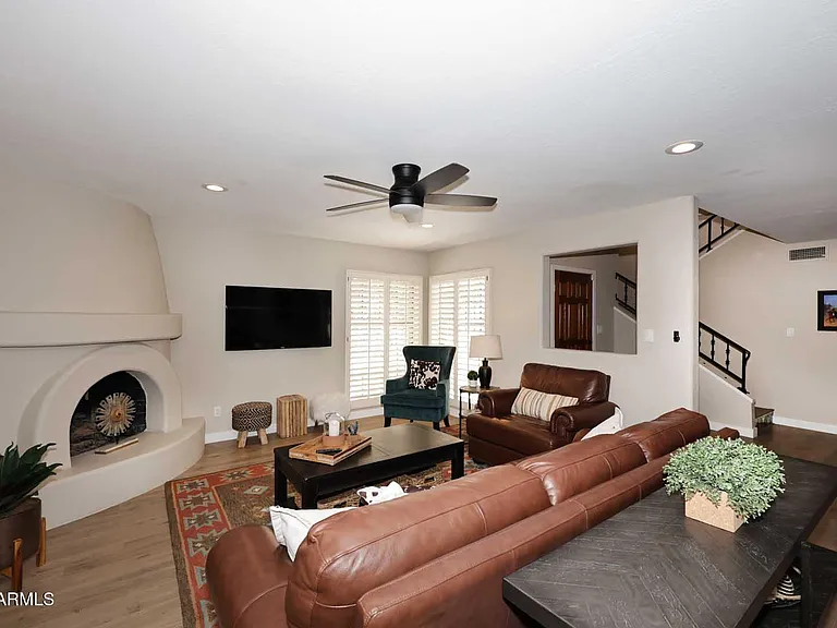 6249 N 78th St #13 — Photo 25