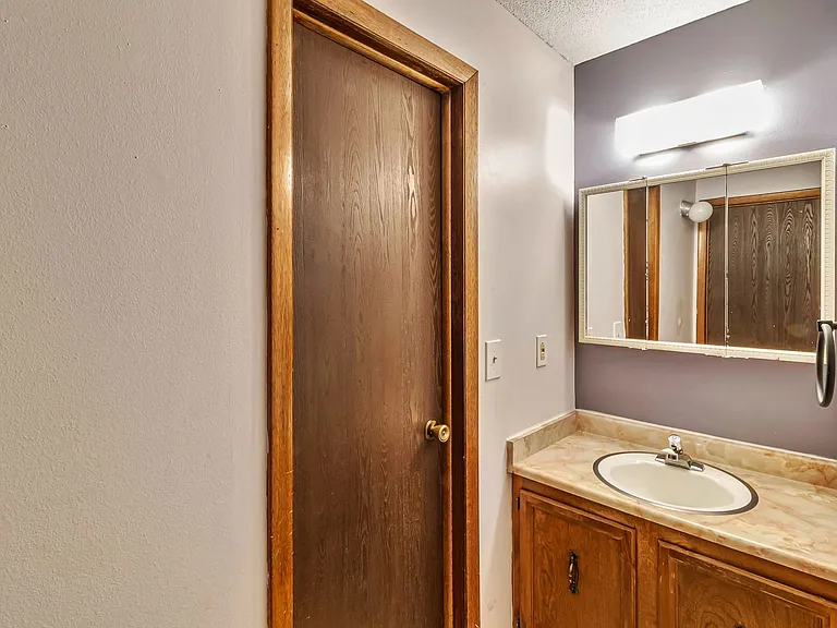 3233 Lakeside Dr #303 — Photo 22