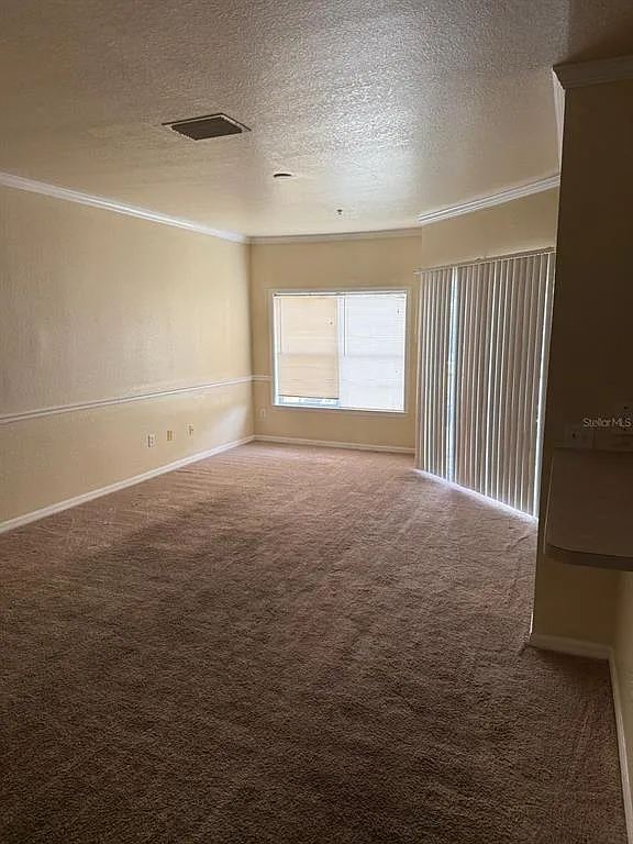 1 bed, 1.0 bath, 850 sqft, $1,300 — Photo 4